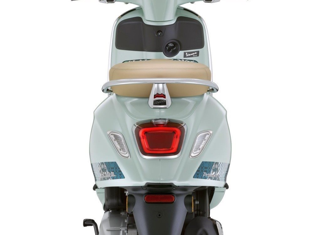 Angebot Vespa Primavera 125 Batik