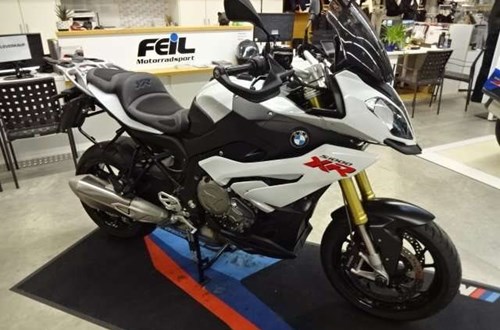 BMW S 1000 XR