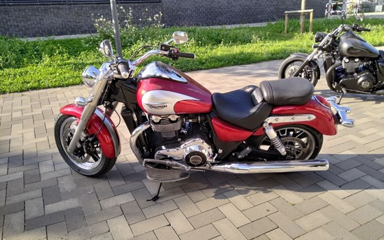 Motorrad Occasion Triumph Thunderbird Commander - Bild 4