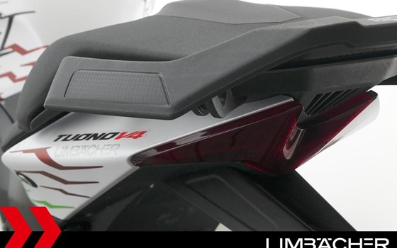 Gebrauchtmotorrad Aprilia Tuono V4 1100 - Bild 15