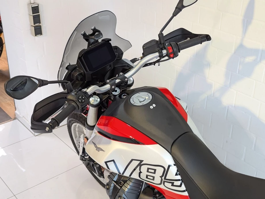 Angebot Moto Guzzi V85 TT Bild 3: Angebot Moto Guzzi V85 TT