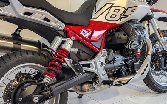 Neufahrzeug Moto Guzzi V85 TT - Bild 5