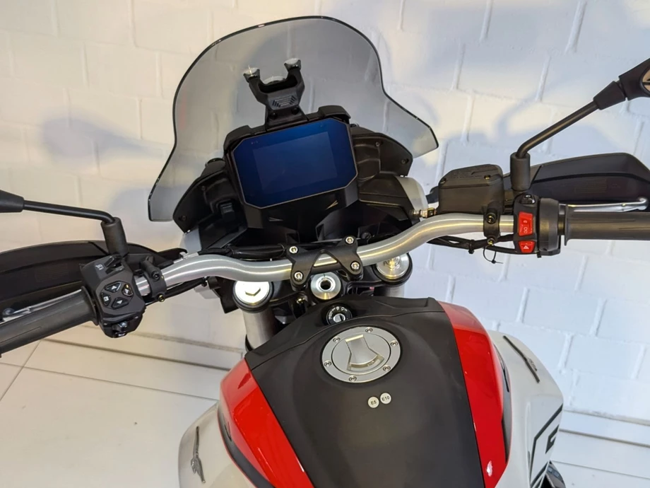 Angebot Moto Guzzi V85 TT Bild 7: Angebot Moto Guzzi V85 TT