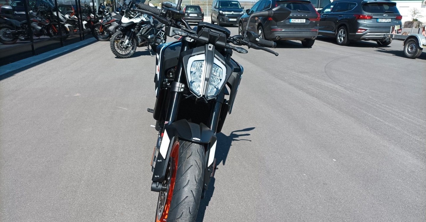 Angebot KTM 890 Duke GP