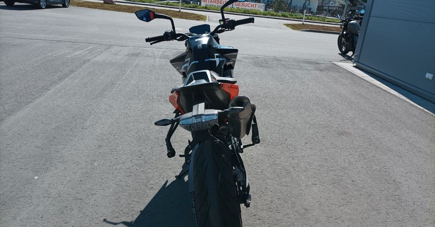 Angebot KTM 890 Duke GP