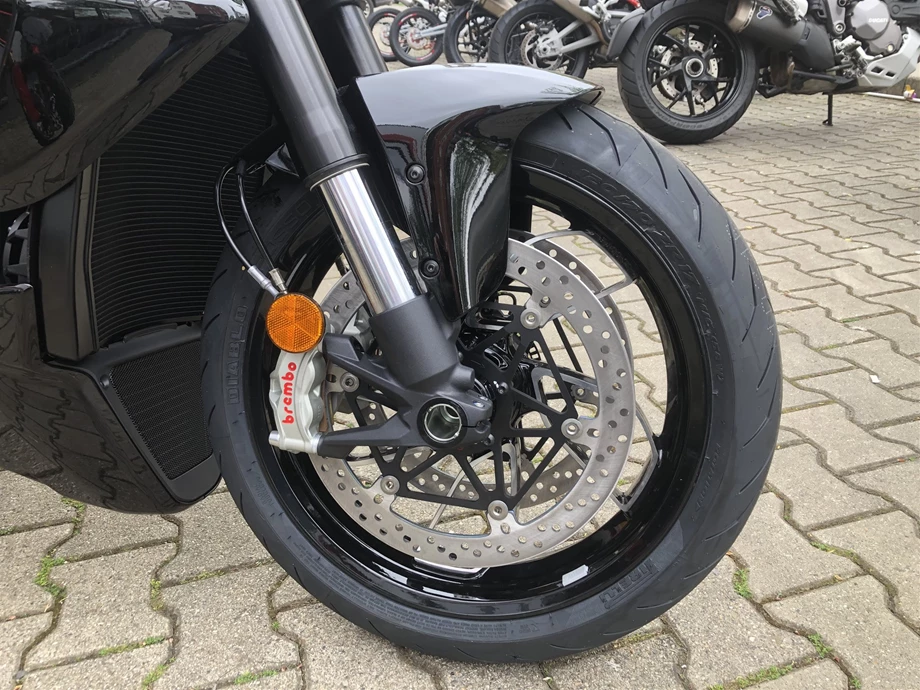 Angebot Ducati Diavel V4 Bild 11: Angebot Ducati Diavel V4