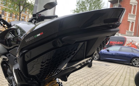 Neufahrzeug Ducati Diavel V4 - Bild 16
