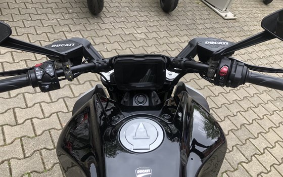 Neufahrzeug Ducati Diavel V4 - Bild 3