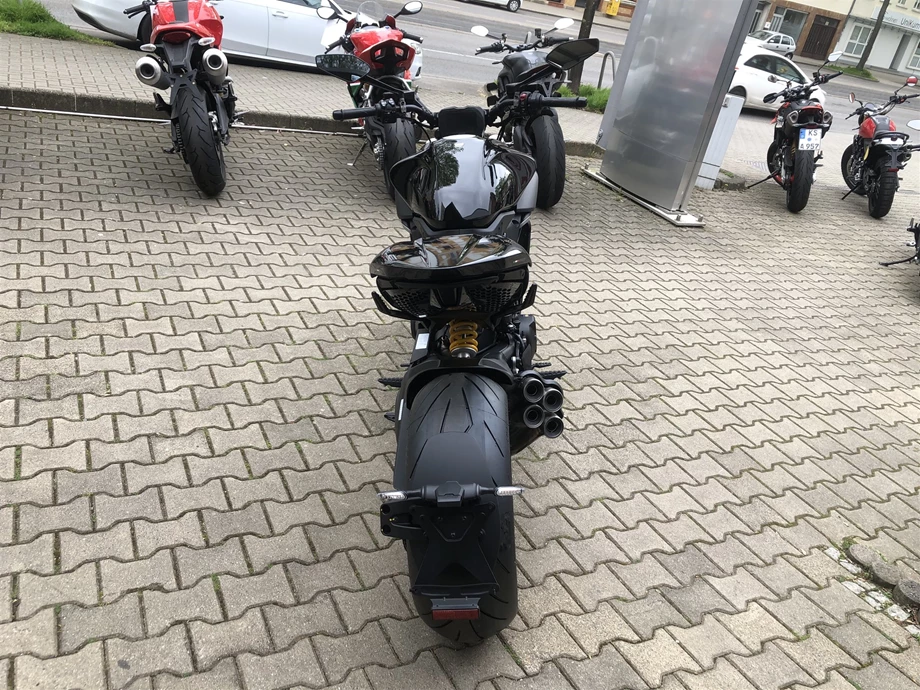 Angebot Ducati Diavel V4 Bild 5: Angebot Ducati Diavel V4