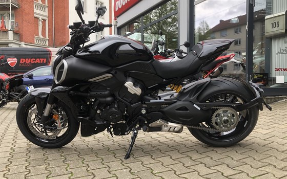 Neufahrzeug Ducati Diavel V4 - Bild 8