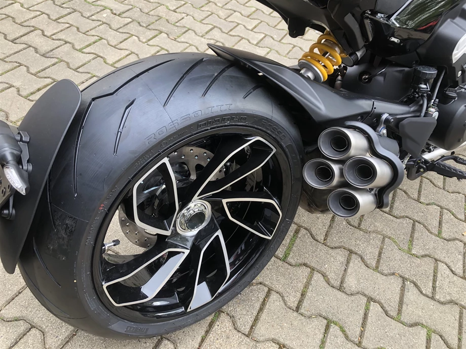 Angebot Ducati Diavel V4 Bild 9: Angebot Ducati Diavel V4