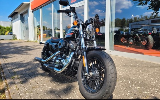 Gebrauchtmotorrad Harley-Davidson Sportster XL 1200XS Forty-Eight Special - Bild 2