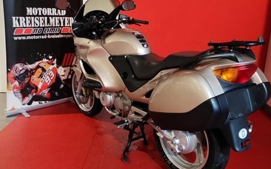 Gebrauchtmotorrad Honda NT 650V Deauville - Bild 5