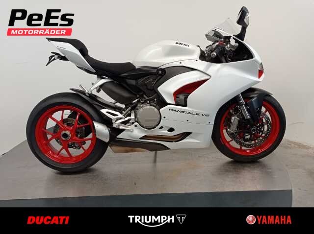 Ducati Panigale V2