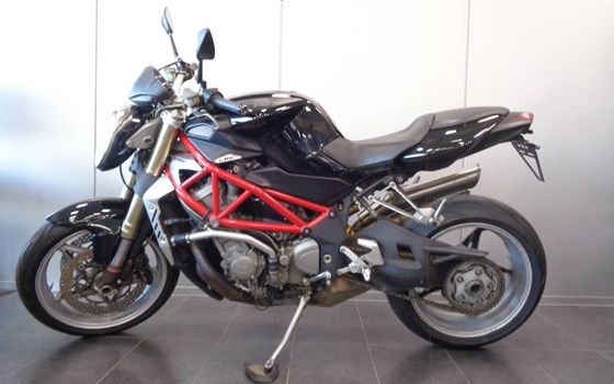 Gebrauchtmotorrad MV Agusta Brutale 910 S - Bild 10