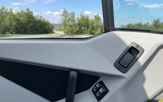 Gebrauchtmotorrad Can-Am Traxter Base HD9 T - Bild 2