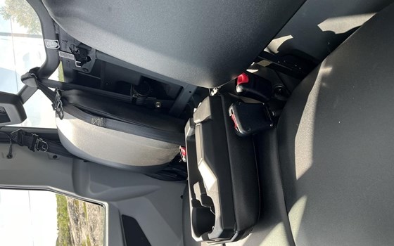 Gebrauchtmotorrad Can-Am Traxter Base HD9 T - Bild 6