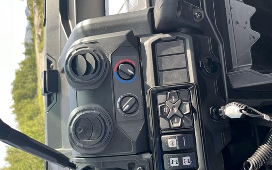 Gebrauchtmotorrad Can-Am Traxter Base HD9 T - Bild 8