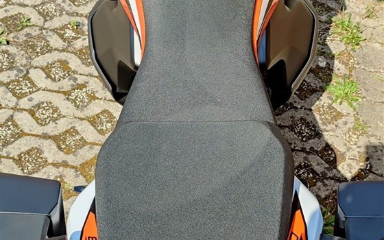 Gebrauchtmotorrad KTM 890 Adventure - Bild 12 Gebrauchtmotorrad KTM 890 Adventure - Bild 12