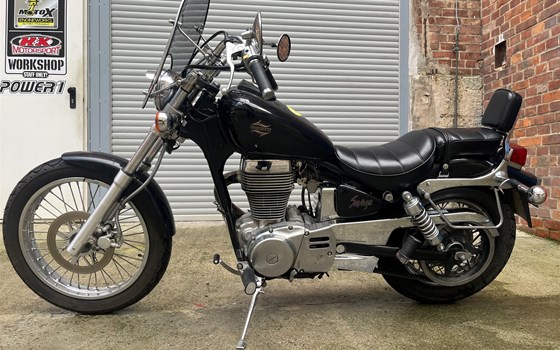 Gebrauchtmotorrad Suzuki Savage LS 650 - Bild 7