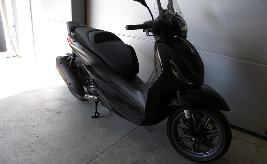 Angebot Piaggio Beverly 300 hpe Bild 3: Angebot Piaggio Beverly 300 hpe
