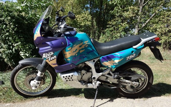 Gebrauchtmotorrad Honda XRV 750 Africa Twin - Bild 1 Gebrauchtmotorrad Honda XRV 750 Africa Twin - Bild 1