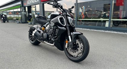 Neumotorrad Ducati Diavel V4