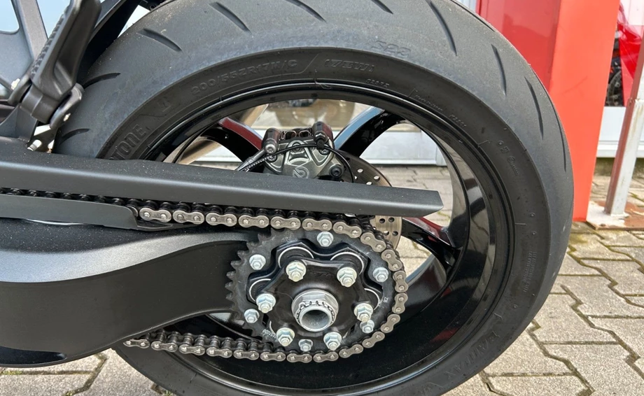 Offer KTM 1390 Super Duke R EVO Bild 10: Offer KTM 1390 Super Duke R EVO