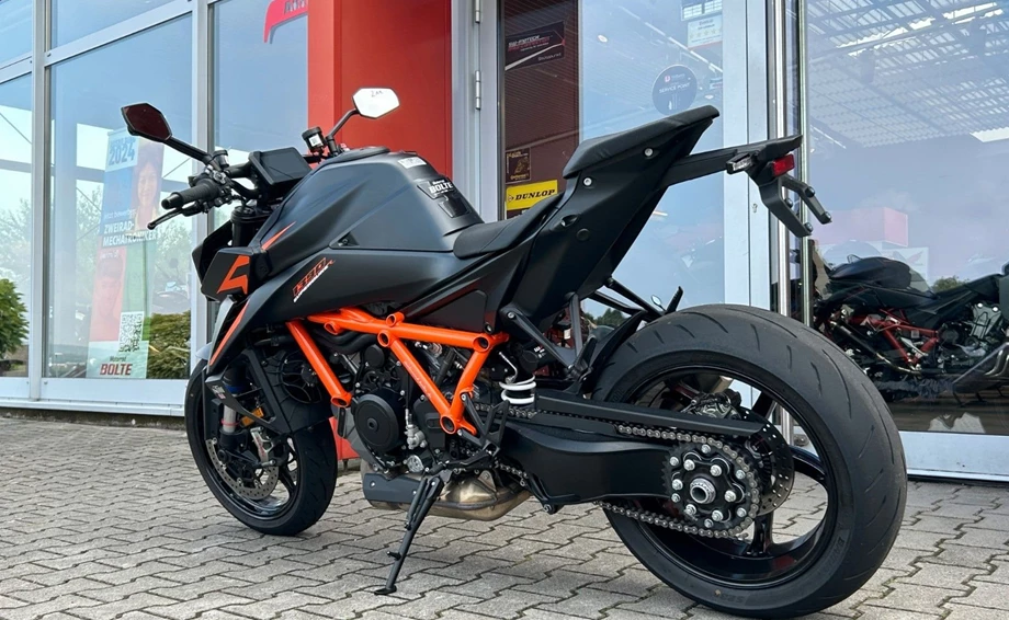 Offer KTM 1390 Super Duke R EVO Bild 5: Offer KTM 1390 Super Duke R EVO