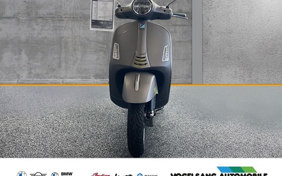 Neufahrzeug Vespa GTS 125 Super Tech - Bild 4