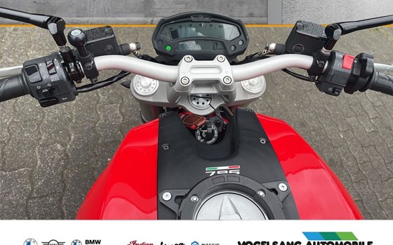 Gebrauchtmotorrad Ducati Monster 796 - Bild 6