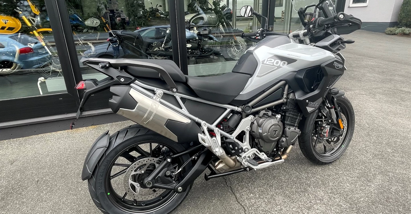 Zum Vergrößern bitte anklicken! Angebot Triumph Tiger 1200 GT PRO