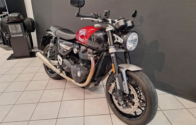 Triumph Speed Twin 1200