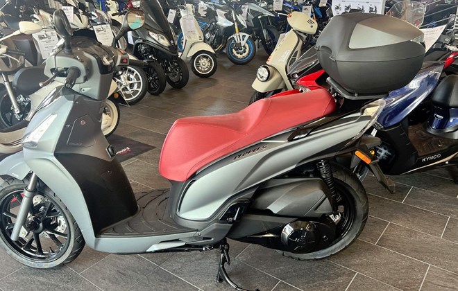 Kymco People S 300i