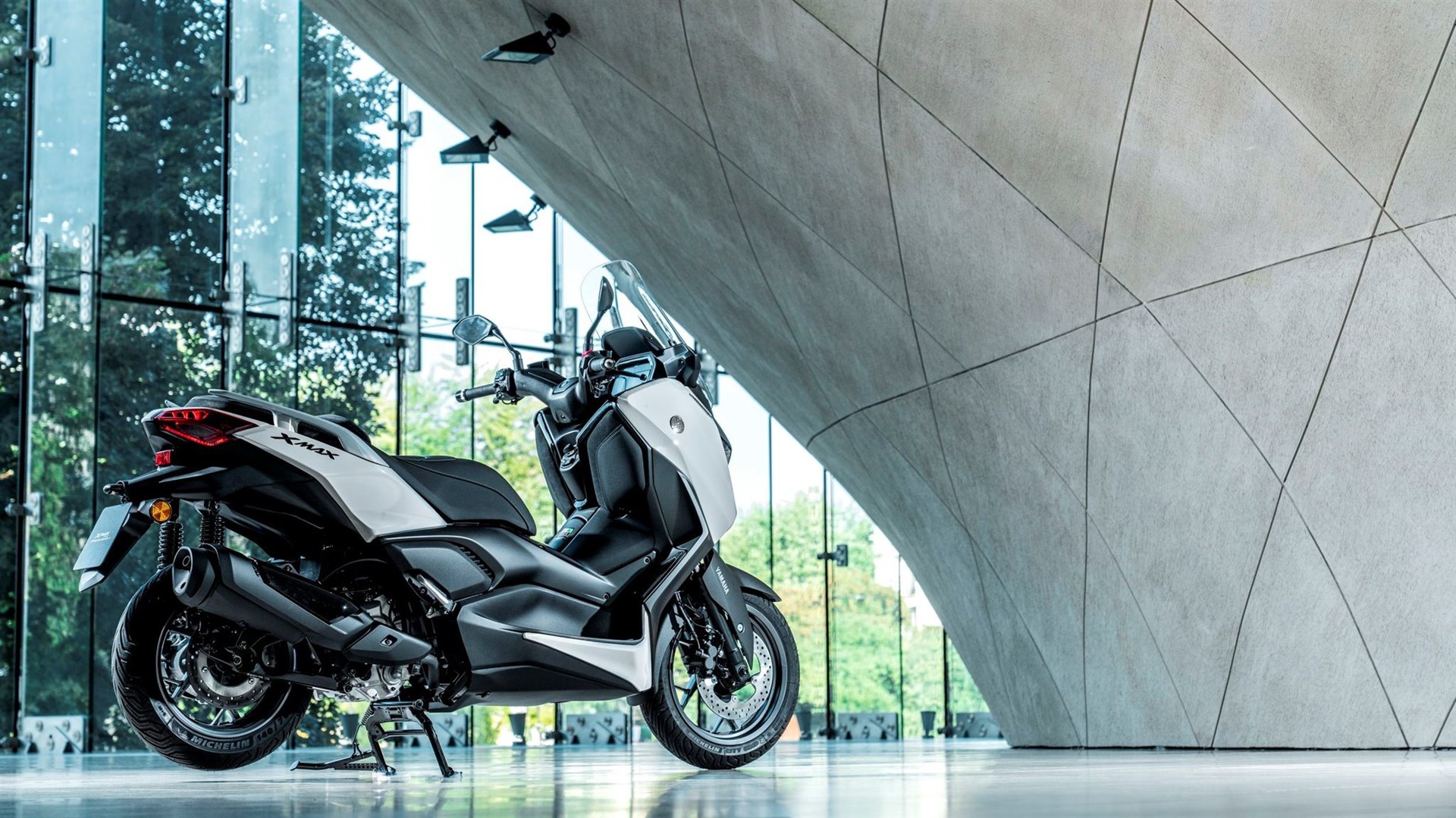 Yamaha XMAX 300 Tech MAX+