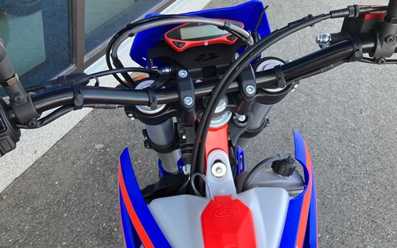 Neufahrzeug Beta RR 125 LC Motard - Bild 3