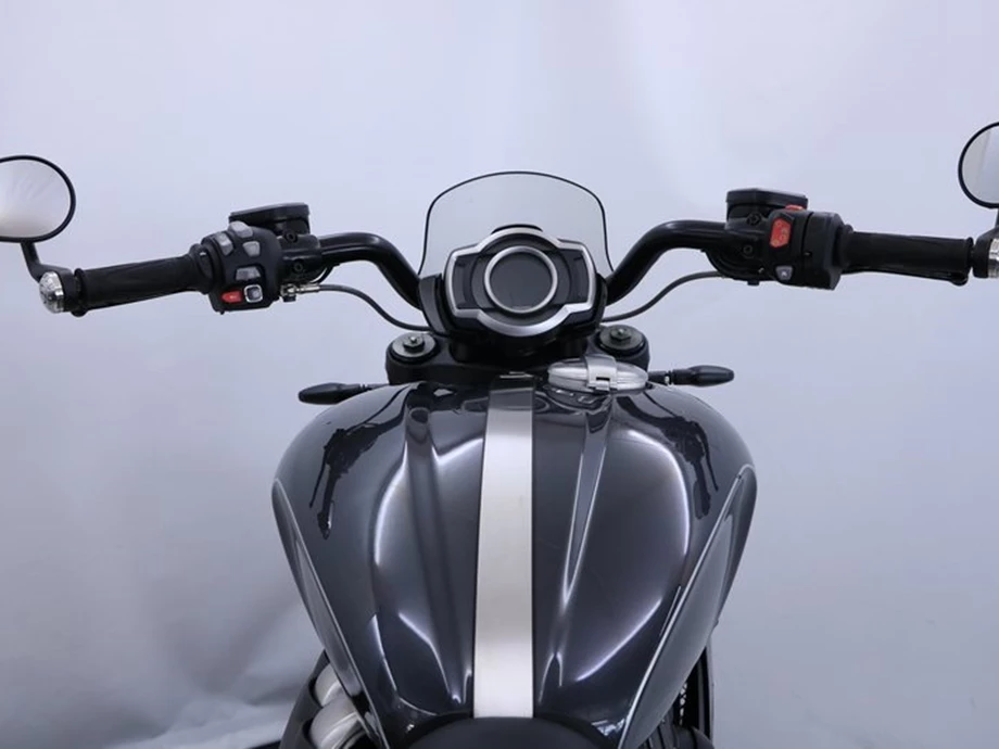 Angebot Triumph Rocket 3 Storm GT Bild 12: Angebot Triumph Rocket 3 Storm GT