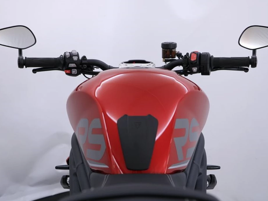 Angebot Triumph Speed Triple 1200 RS Bild 12: Angebot Triumph Speed Triple 1200 RS