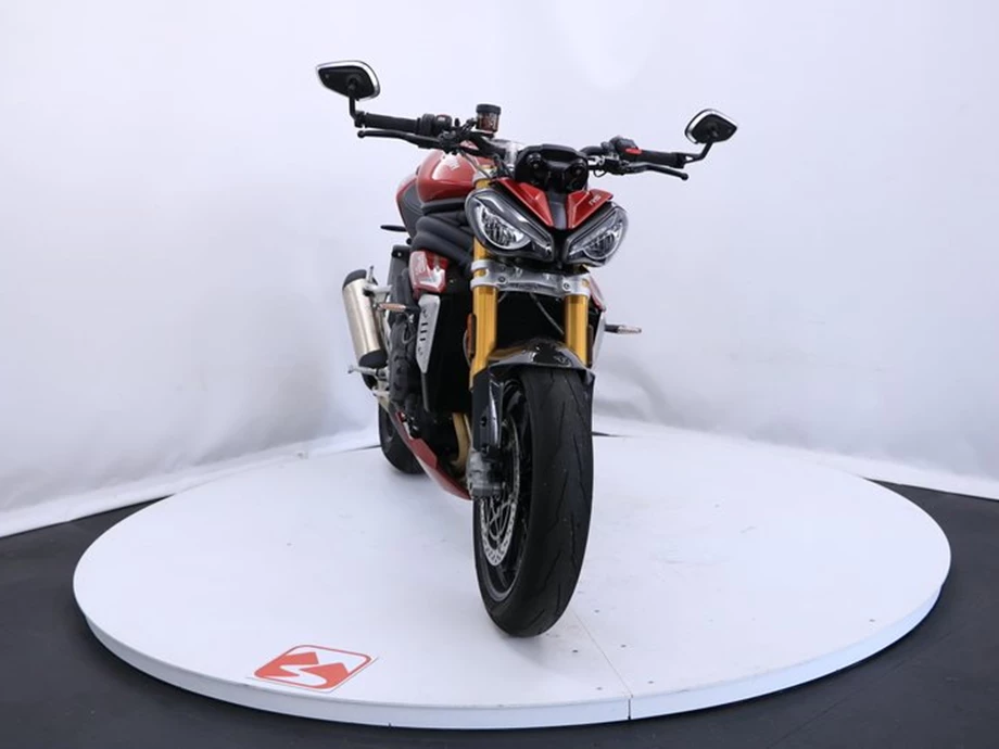 Angebot Triumph Speed Triple 1200 RS Bild 2: Angebot Triumph Speed Triple 1200 RS