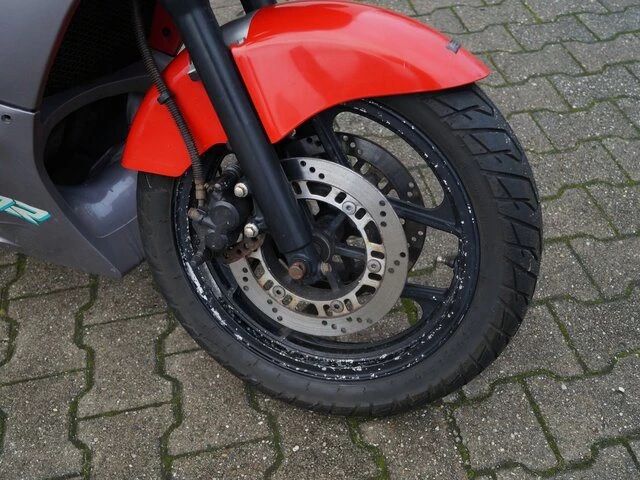 Angebot Kawasaki GPX 600 R Bild 3: Angebot Kawasaki GPX 600 R