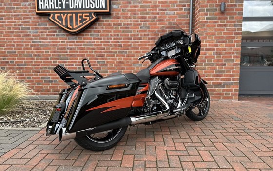 Gebrauchtmotorrad Harley-Davidson CVO Street Glide FLHXSE - Bild 4