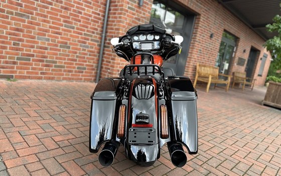 Gebrauchtmotorrad Harley-Davidson CVO Street Glide FLHXSE - Bild 6