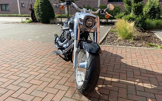 Neufahrzeug Harley-Davidson Softail Fat Boy 114 FLFBS - Bild 4