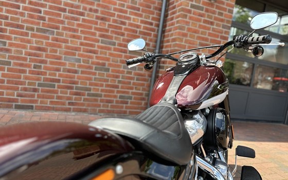 Gebrauchtmotorrad Harley-Davidson Softail Slim FLSL - Bild 7