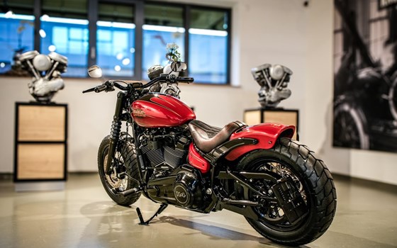 Neufahrzeug Harley-Davidson Softail Street Bob FXBB - Bild 5