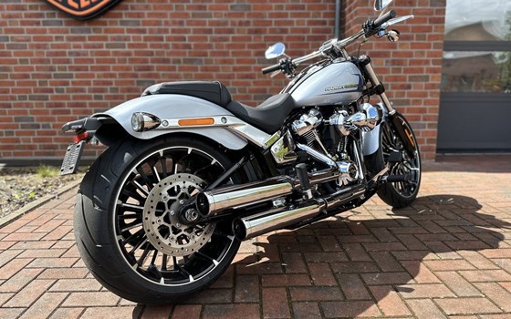 Gebrauchtmotorrad Harley-Davidson Softail Breakout 117 - Bild 6