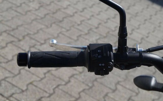 Gebrauchtmotorrad Yamaha XSR700 - Bild 14