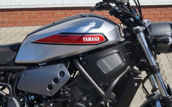 Gebrauchtmotorrad Yamaha XSR700 - Bild 5