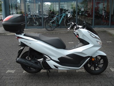 PCX 125