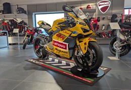 Neumotorrad Ducati Panigale V4